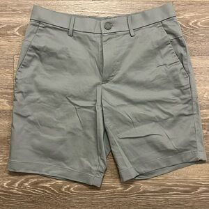 Banana Republic Aidan Short